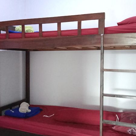 Tiga Dua Homestay Yogyakarta Exteriér fotografie