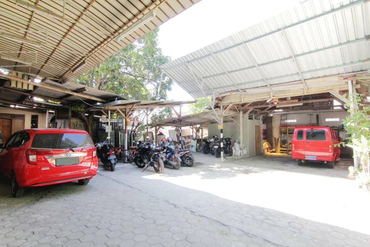 Tiga Dua Homestay Yogyakarta Exteriér fotografie